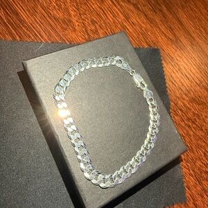 Elegant Silver Chain Bracelet